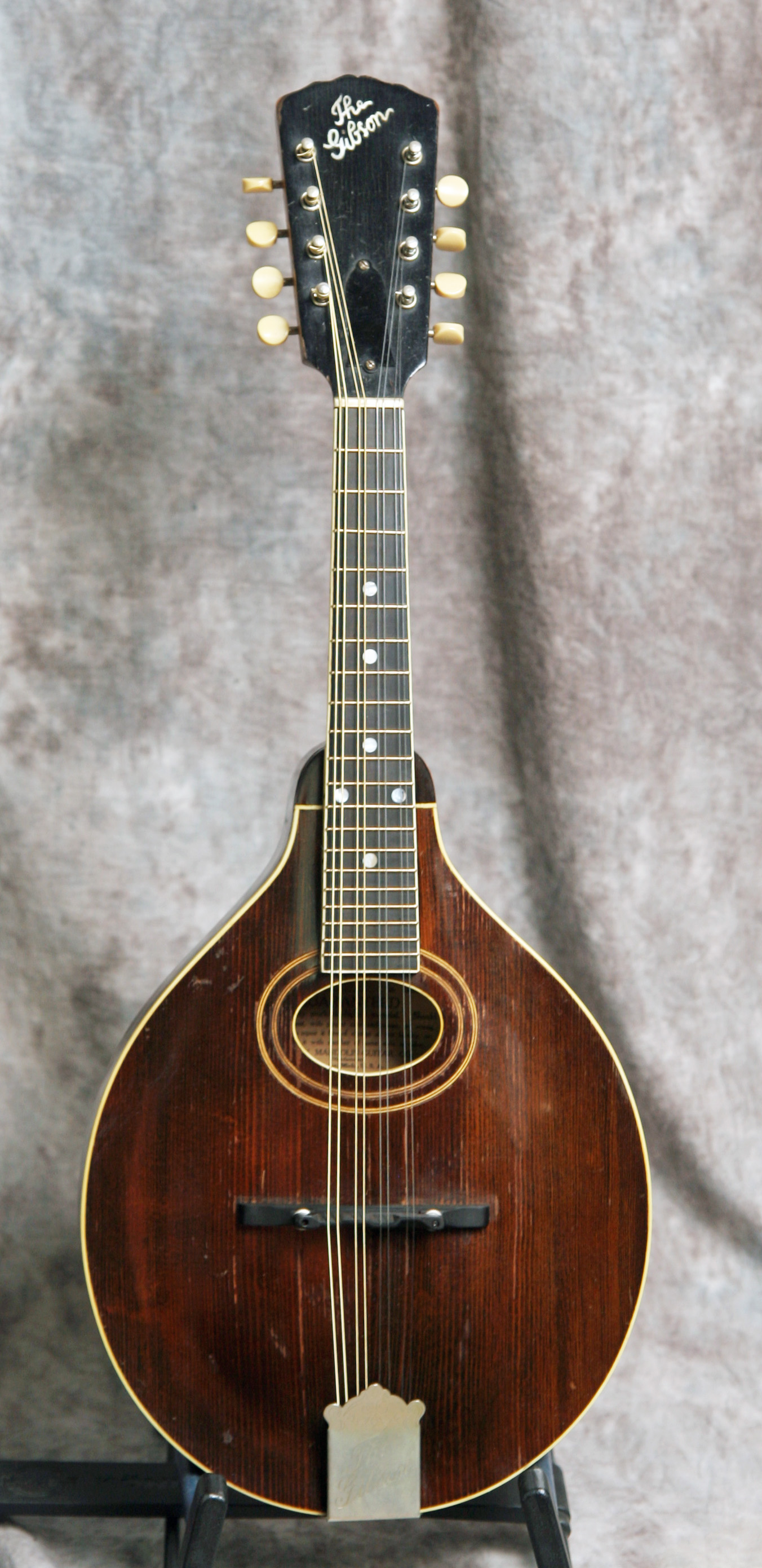 1923 Gibson A2 Mandolin