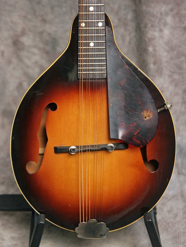 1939 Gibson A00 Mandolin
