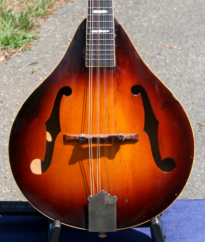 1940 Gibson A50 Wide Body Mandolin