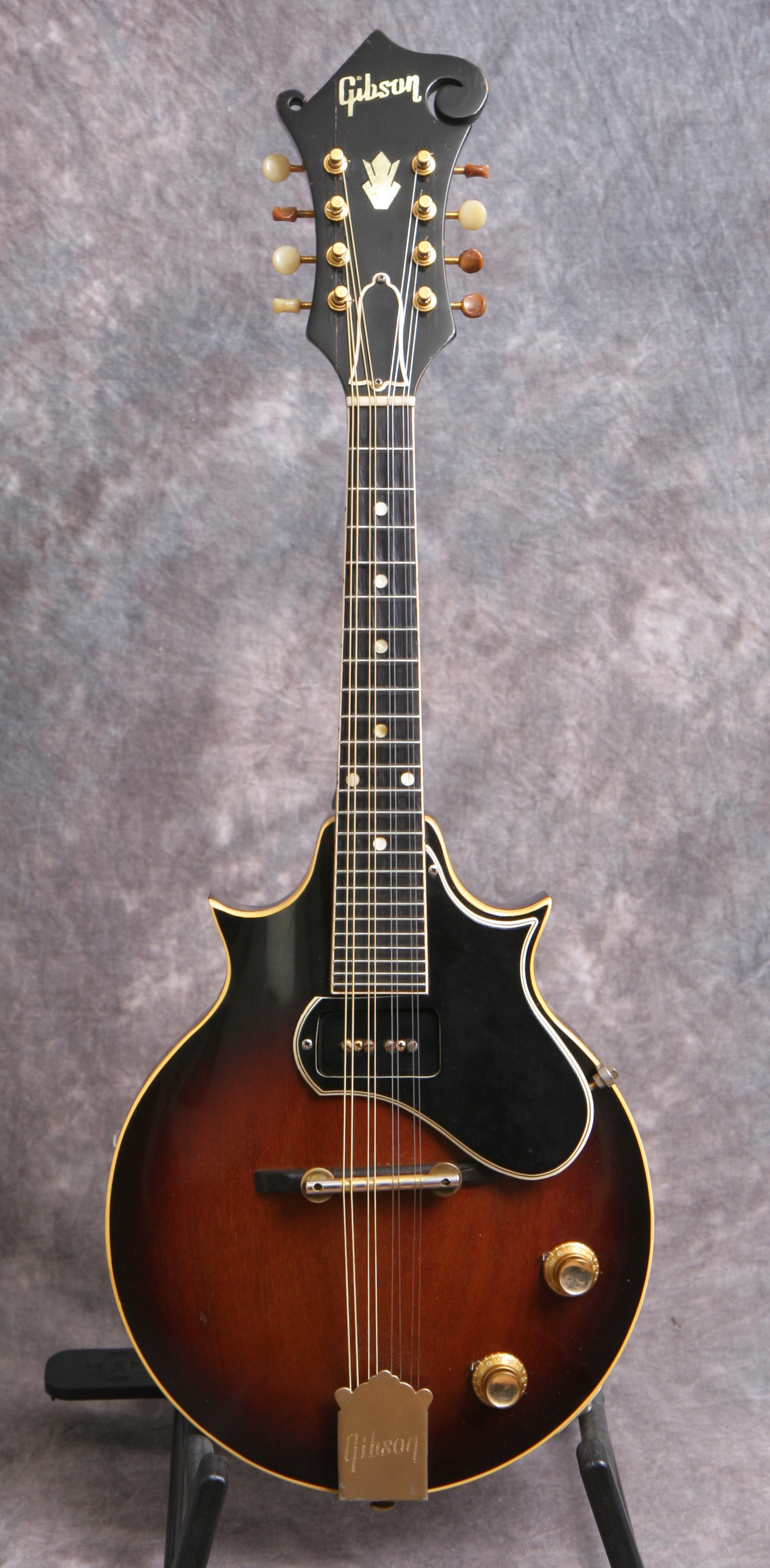 1964 Gibson EM200 Florentine Mandolin